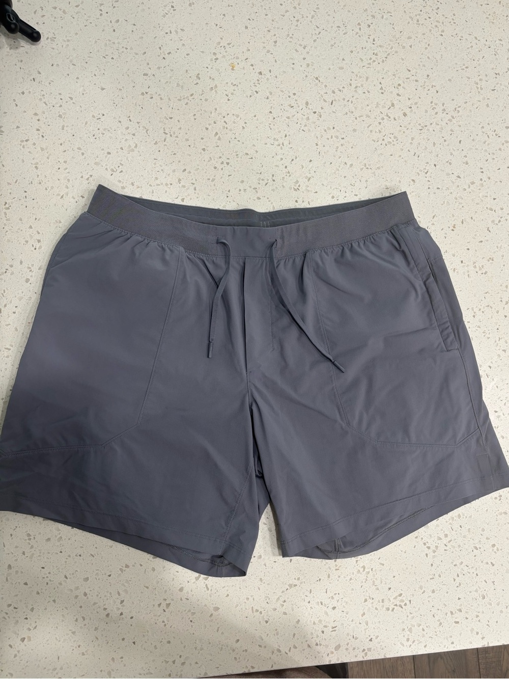 lululemon athletica Men's XL Slate Gray License to train short. Liner less. 7’